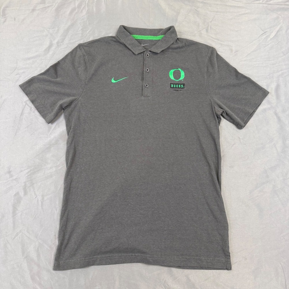 Nike Oregon Ducks Mens Gray Short Sleeve Polo Shirt CN7977-010 Size M